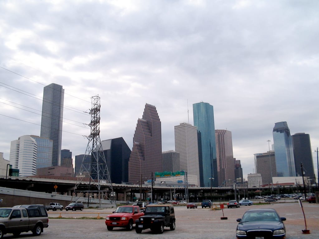One of the better pictures I've taken. I just wish the cars were not in it., 2005, Houston