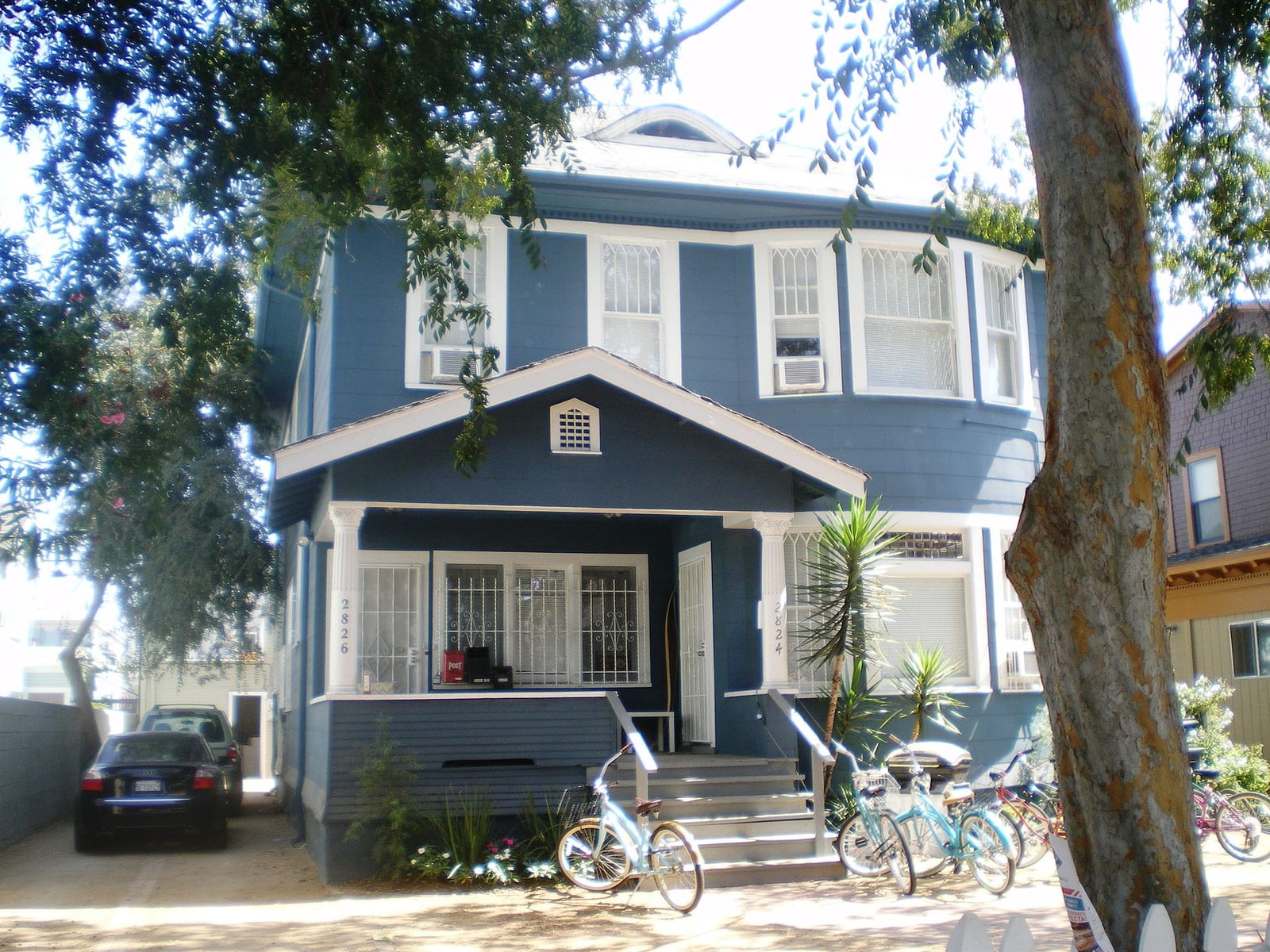 House at 2824 S. Menlo Ave., Los Angeles, 2008, Los Angeles