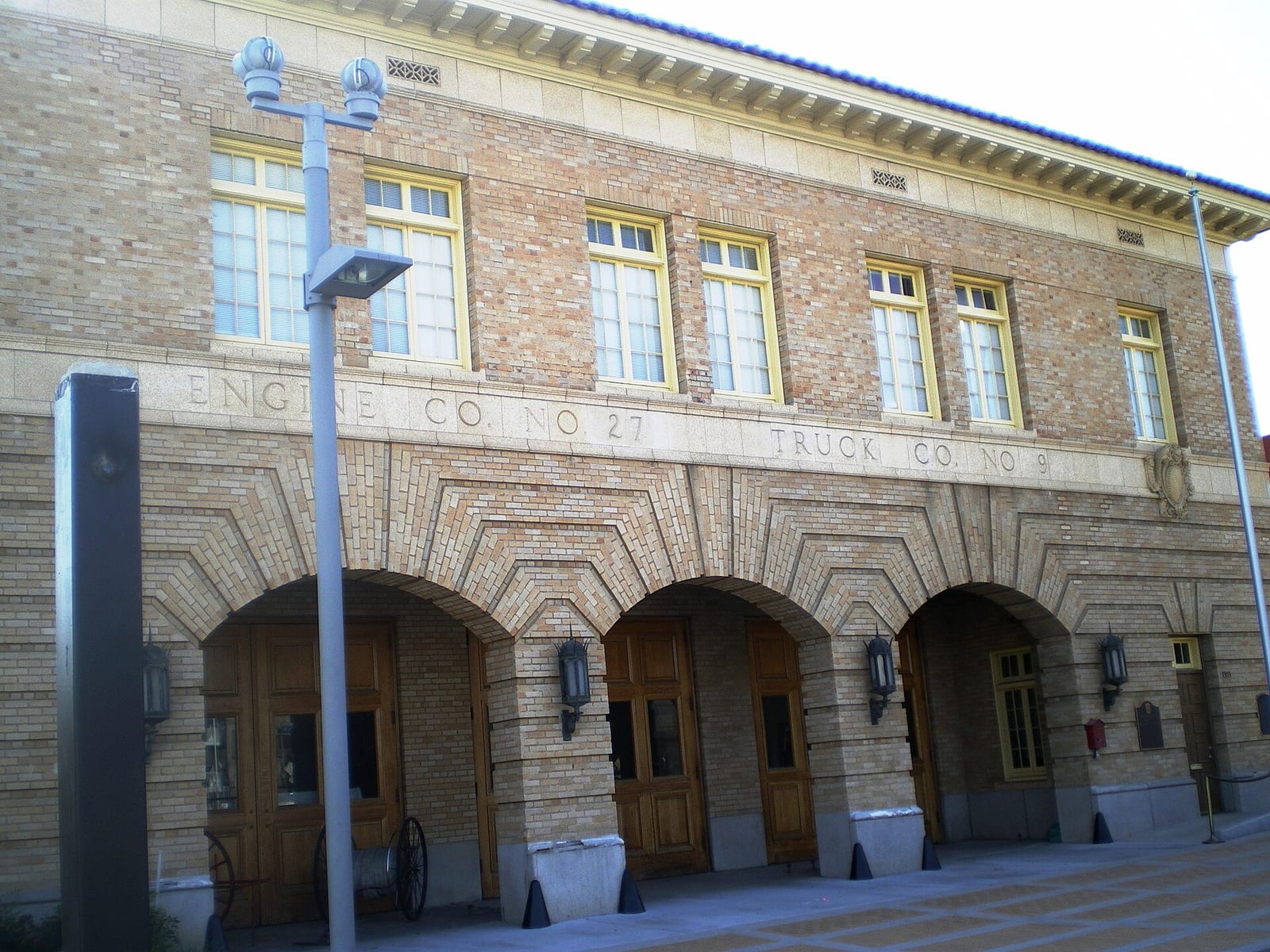 Engine Co. No. 27, 1355 N. Cahuenga Blvd., Los Angeles, California, 2007, Los Angeles