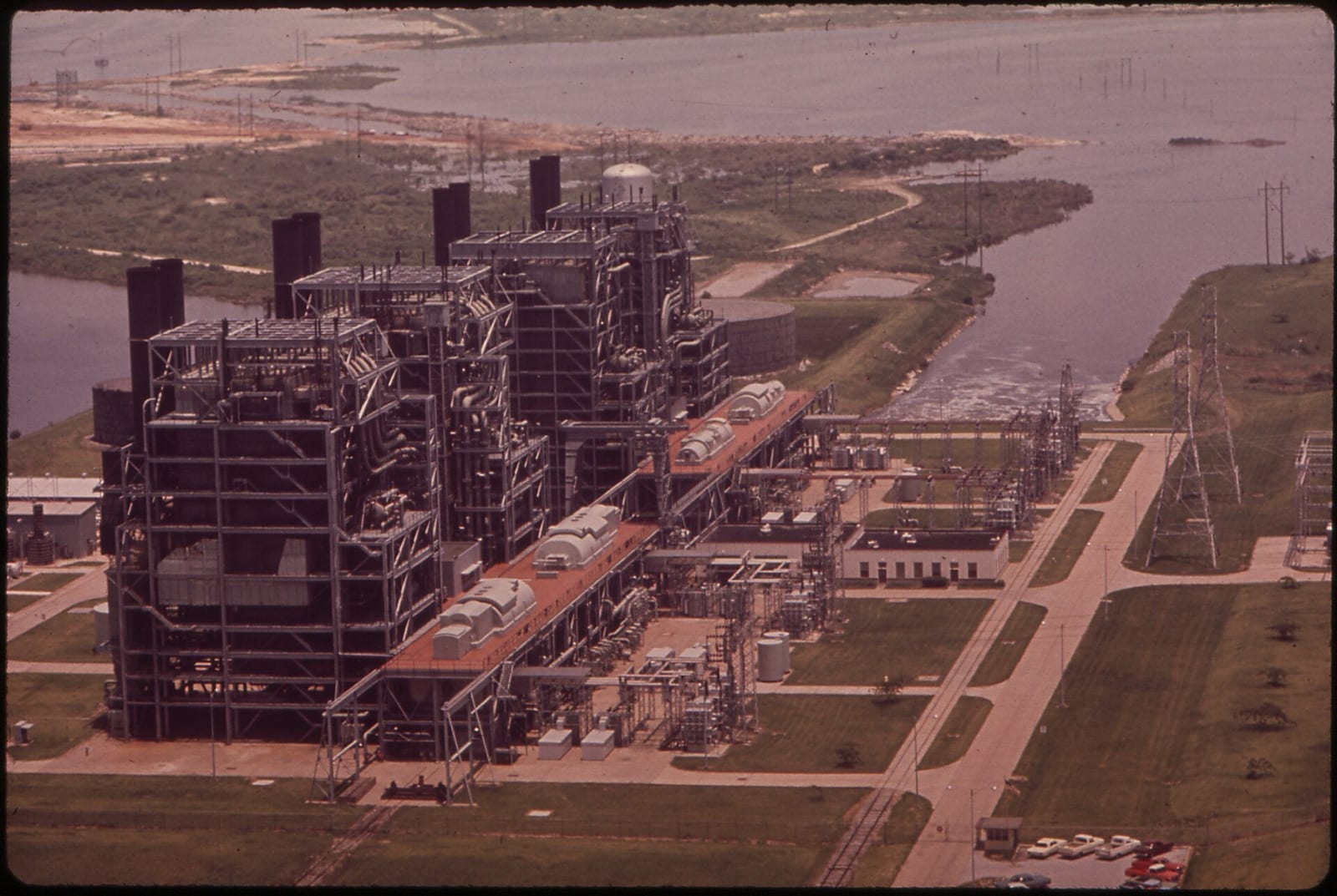 HOUSTON LIGHTING AND POWER COMPANY ON GALVESTON BAY, 1972, Houston