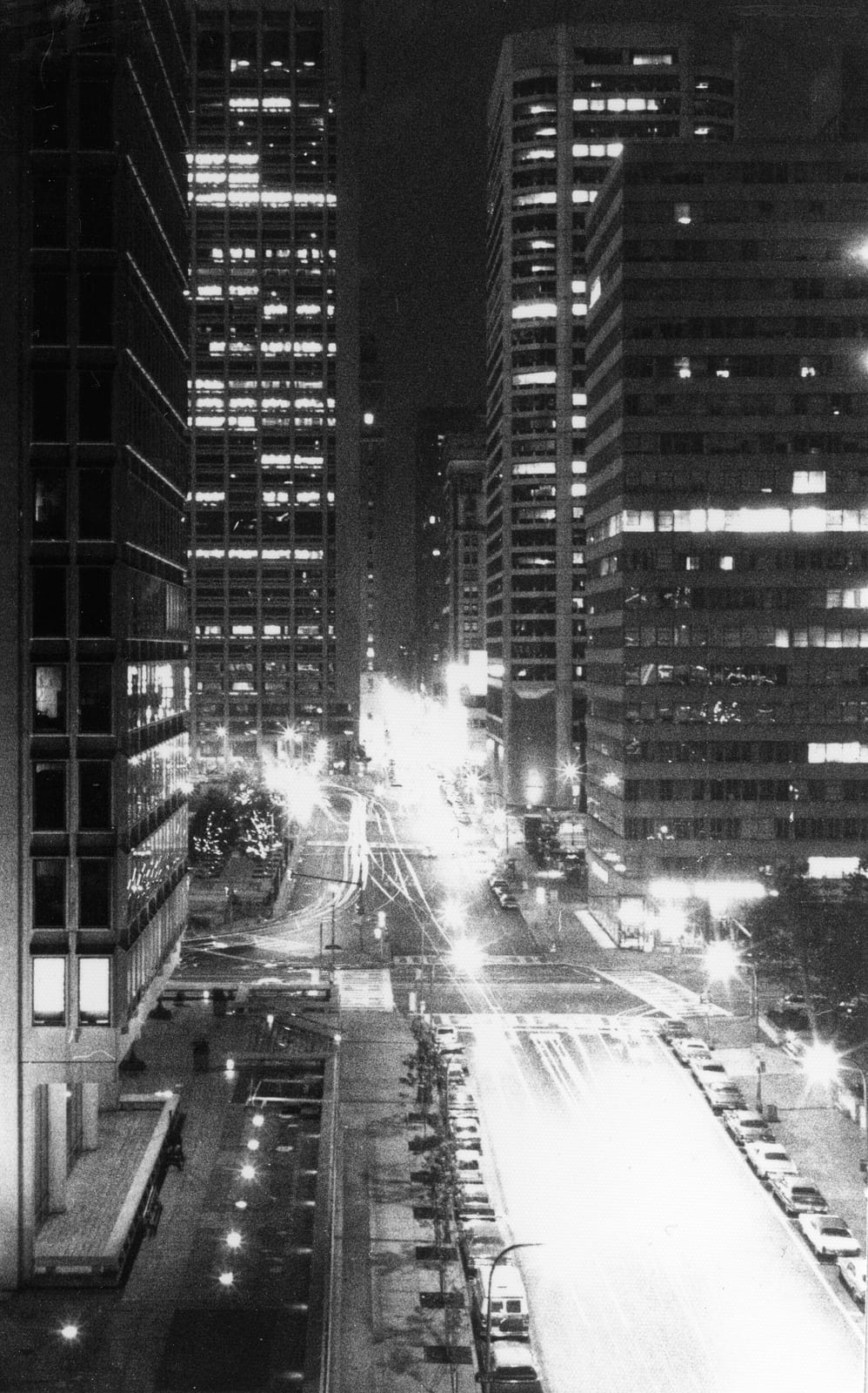 Philadelphia N 15th St at night in 1978 b, 1978, Philadelphia