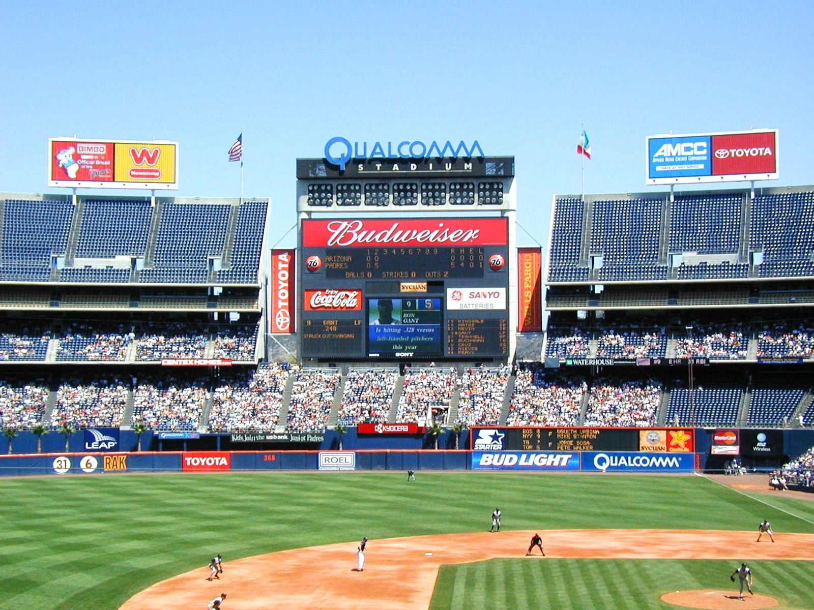 San Diego Qualcomm Stadium, 2002, San Diego